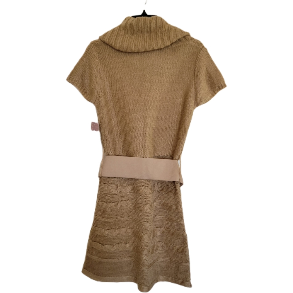Red Camel Women's Size Medium Short Sleeve Belted Sweater Dress Tan NWT - Picture 2 of 6